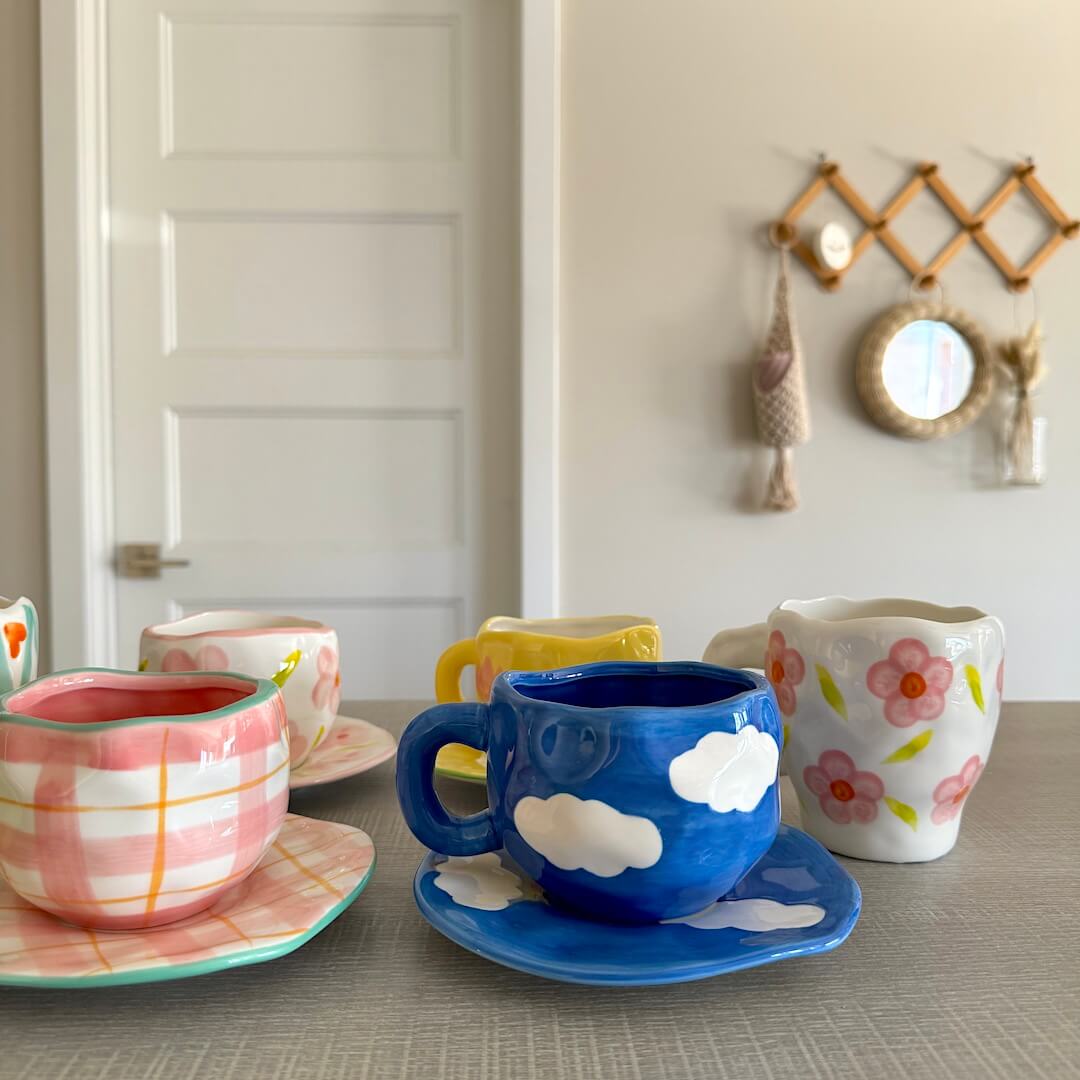 Flora Vintage Ceramic Mugs